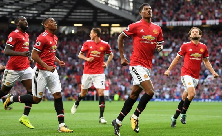 赛前欧联传出新动向，塞维利亚复出首秀，管理层表态：态度坚定，临场指挥获称赞的简单介绍