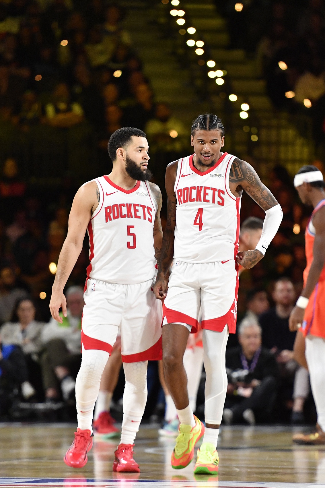开云体育-包含赛前突围战来临；迈阿密热火围绕NBA季后赛更衣室发声；引发热议；纪律约束更严格的词条